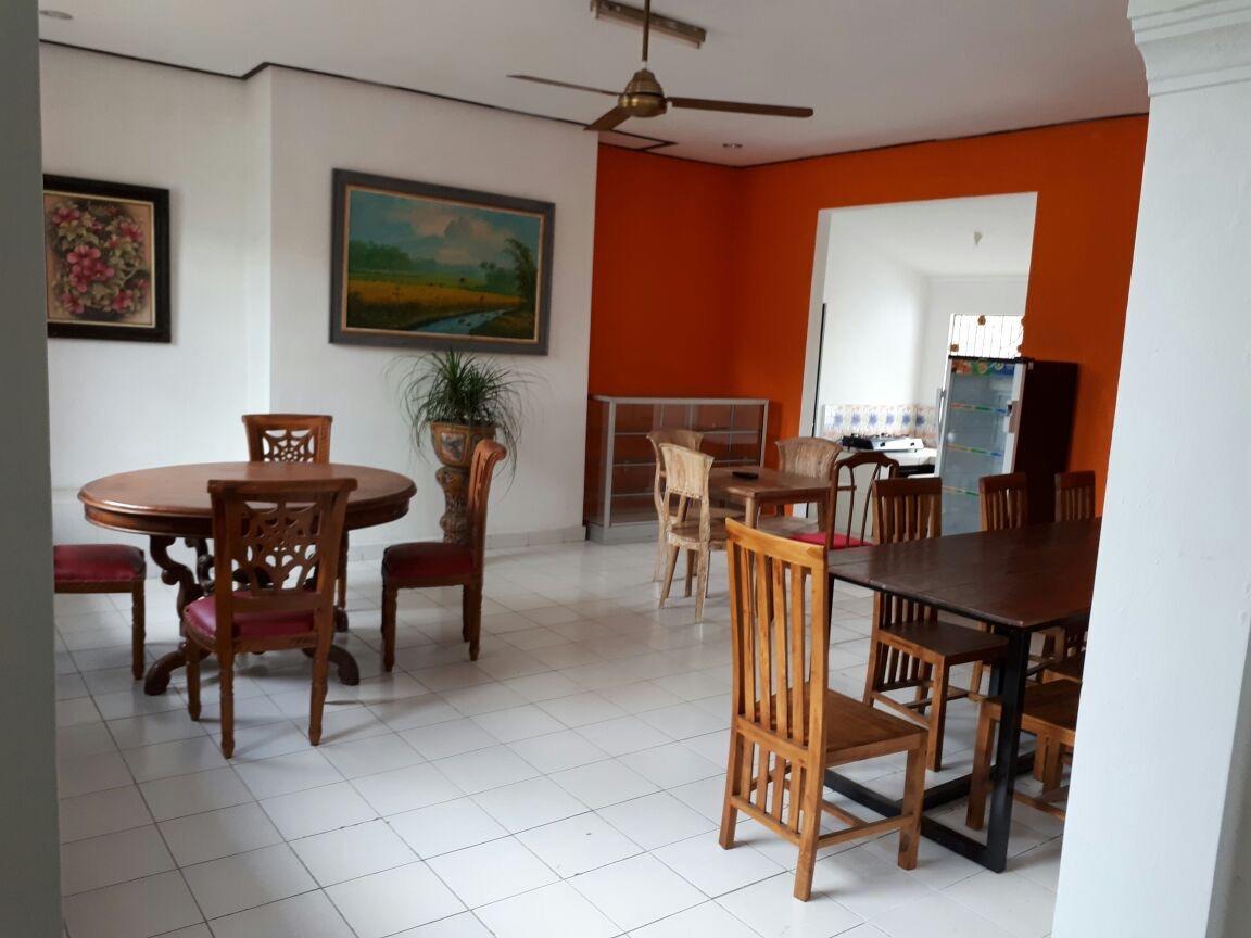 Anggrek Mas Bed & Breakfast Hostel Ubud  Exterior photo